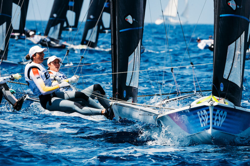 Támara Echegoyen y Paula Barceló. @RFEV l Sailing Energy 